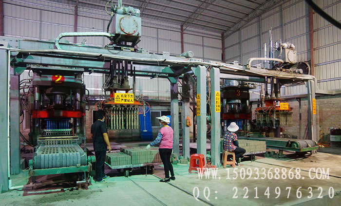 1200全自動(dòng)液壓磚機(jī)